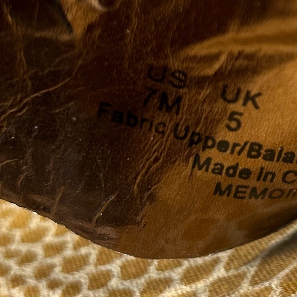 Carlos Santana Ring Toe Leather Sandals size 7 - Picture 9 of 9